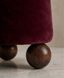 Sfera Bordo Kadife Ceviz Ayaklı Puf