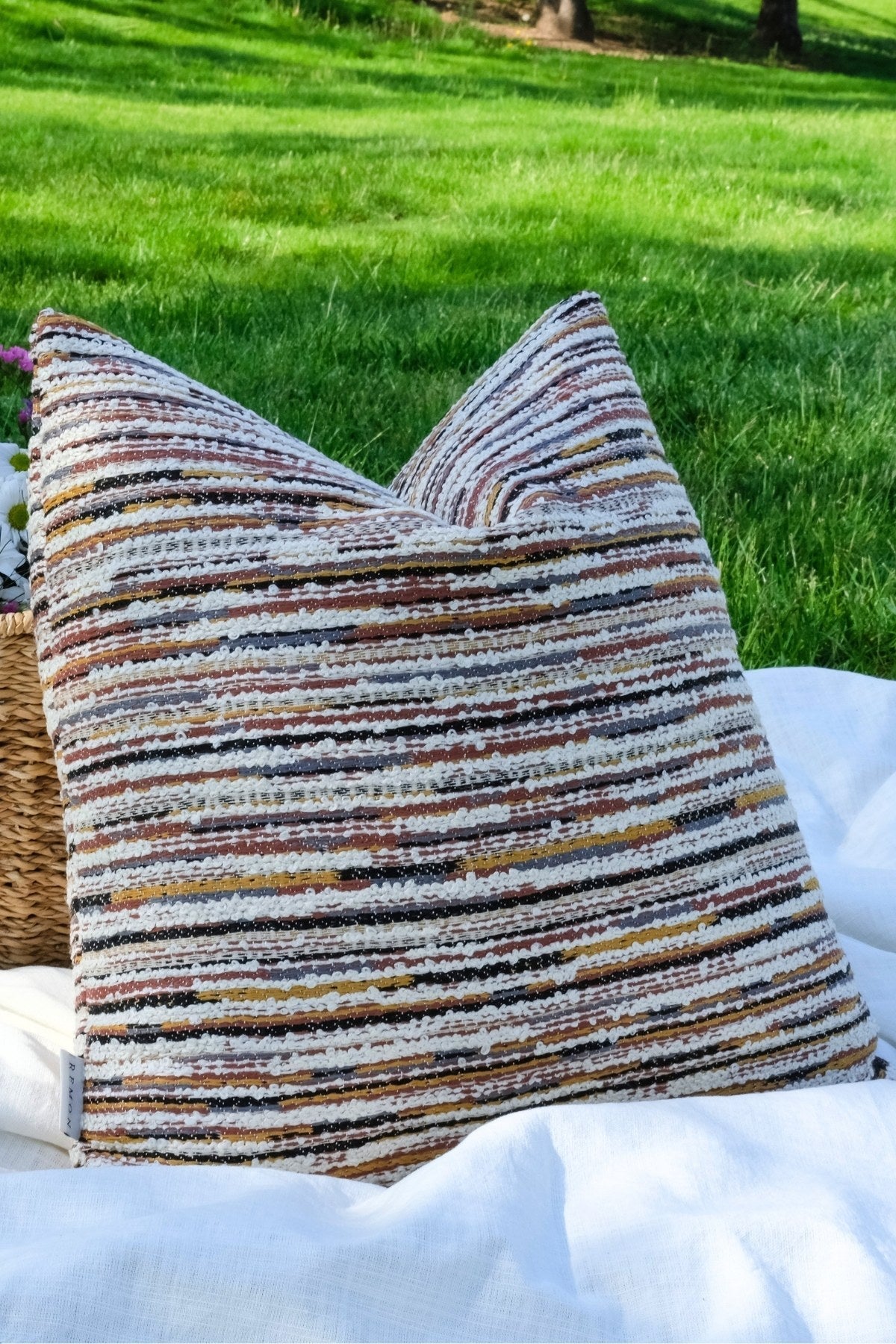 Siena Terrace - Çizgili Toprak Tonlu Outdoor Kırlent Seti
