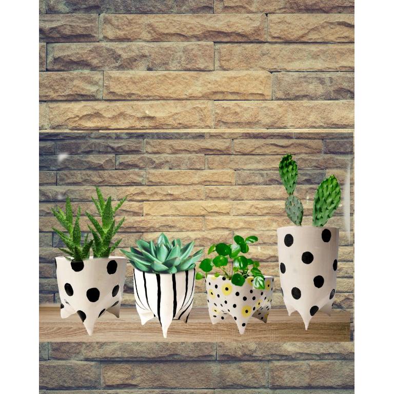 Siyah Beyaz Ayaklı Seramik Saksı