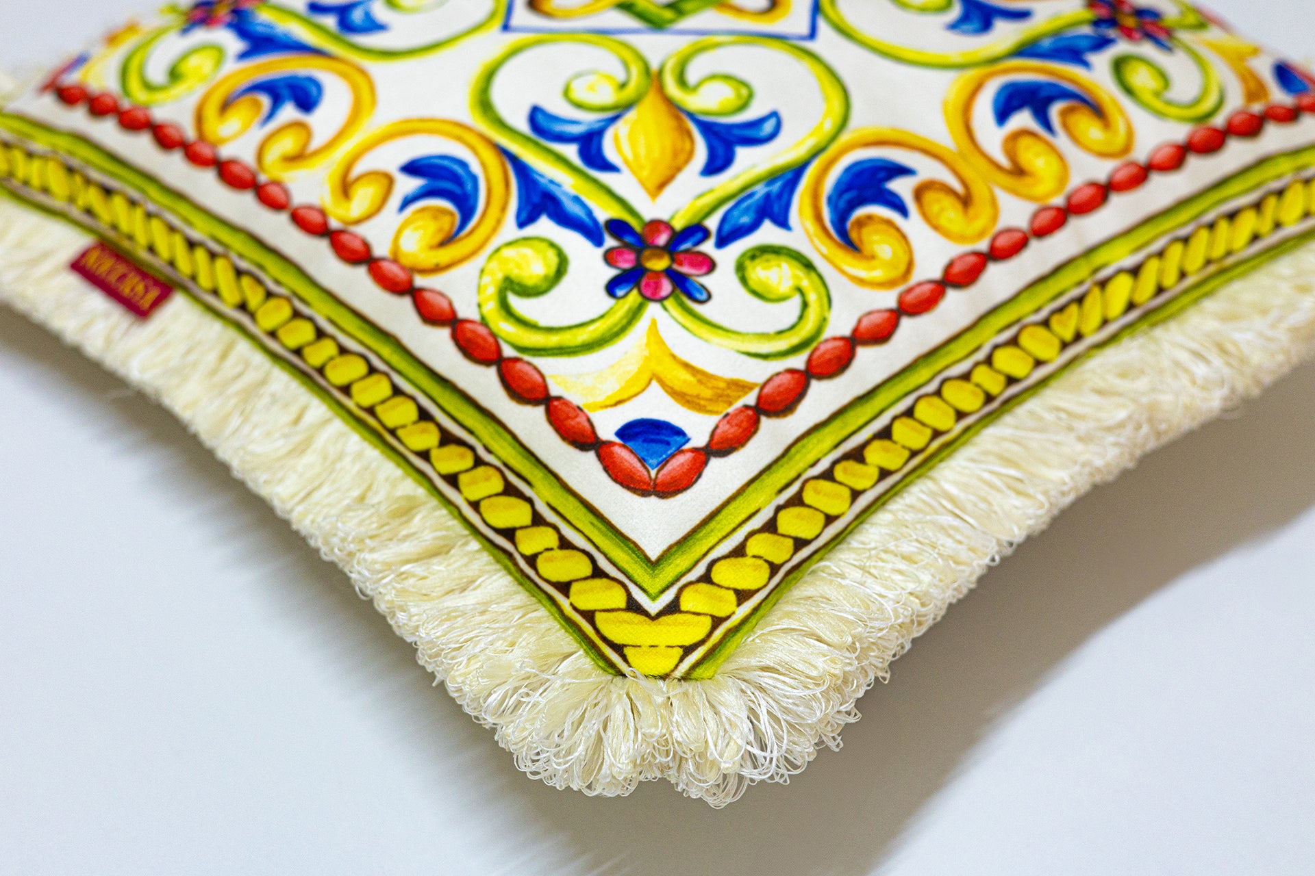 Sorrento Püsküllü Kırlent