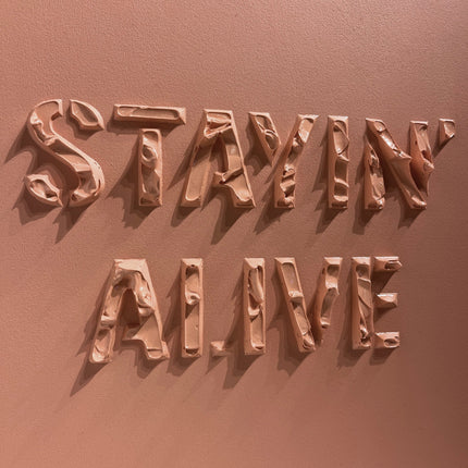 Stayin' Alive-Tablo-Kara Vox-NowShopFun