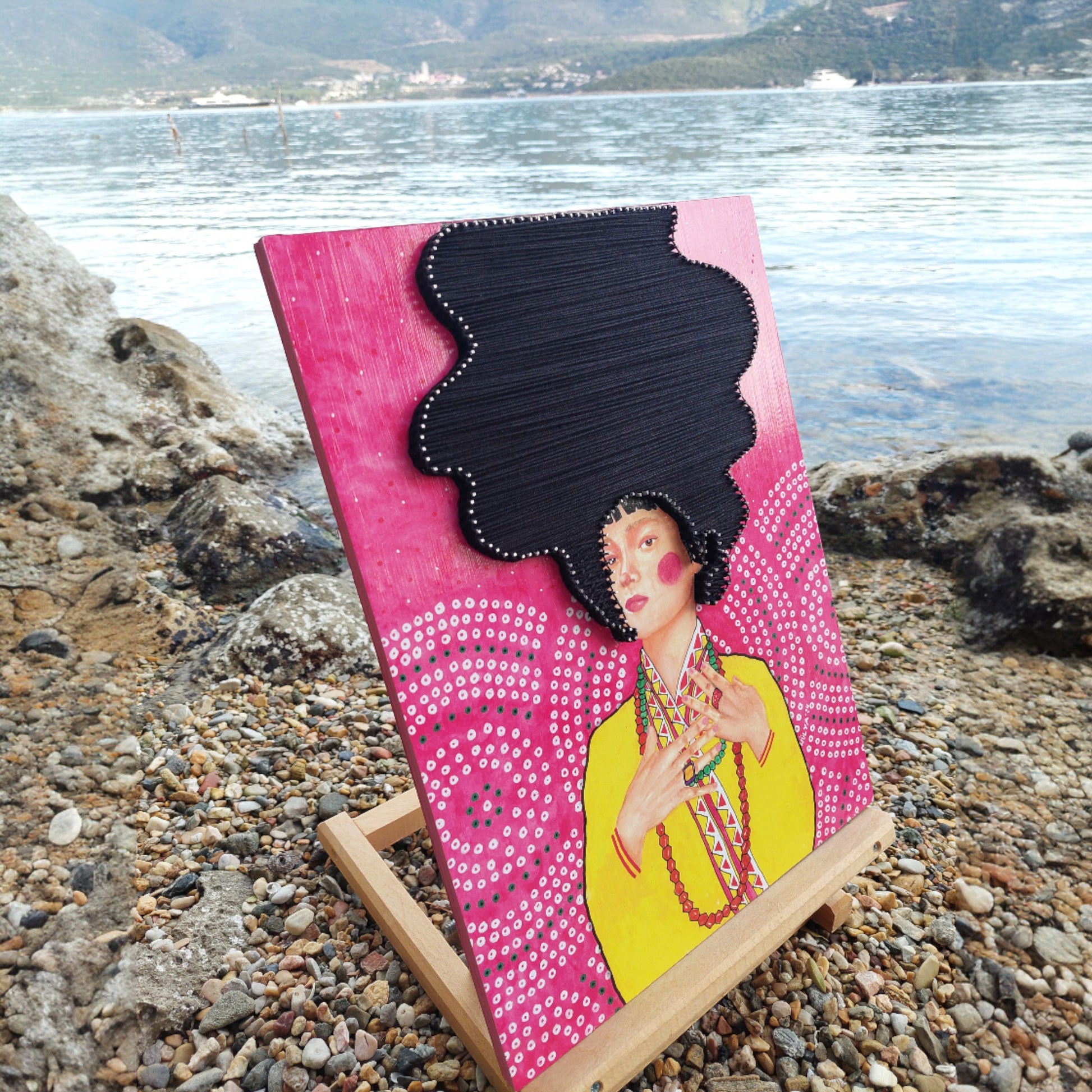 String Art Tablo - Hello, You Mystery