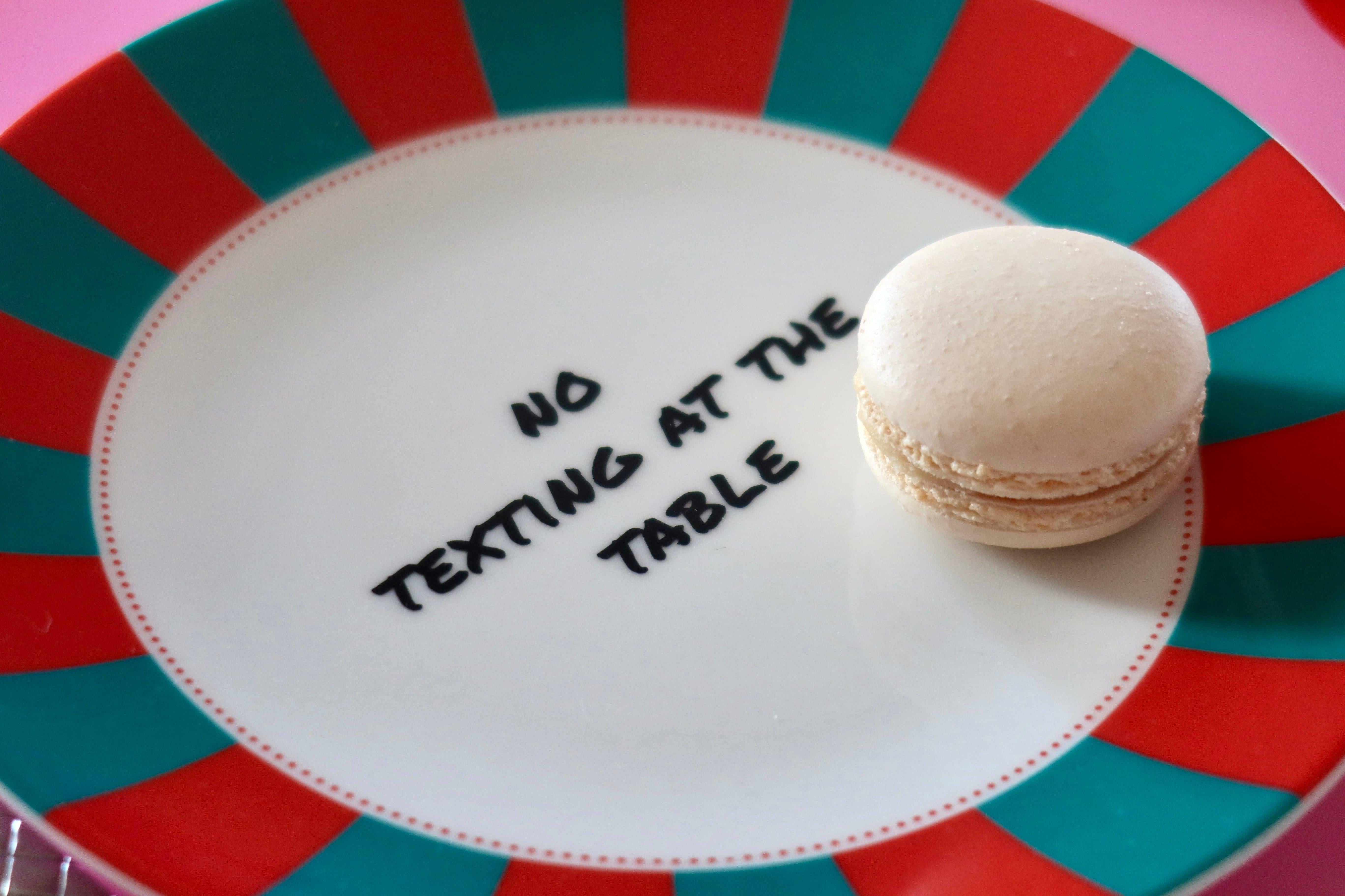 Table Talks Tatlı Tabağı 4'lü Set Hediye Kutulu