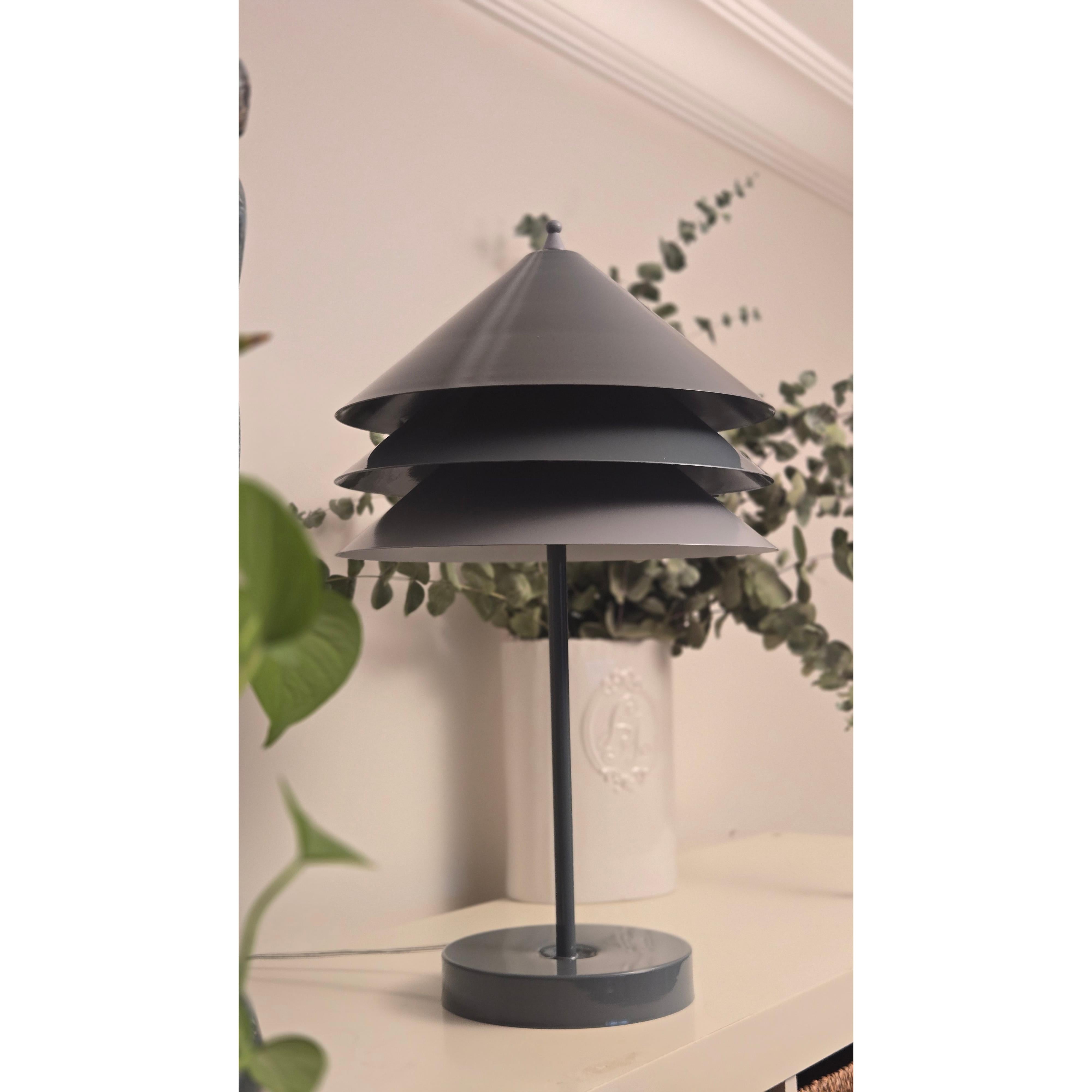 Temple Of Shadows Dekoratif Masa Aydınlatması Gri