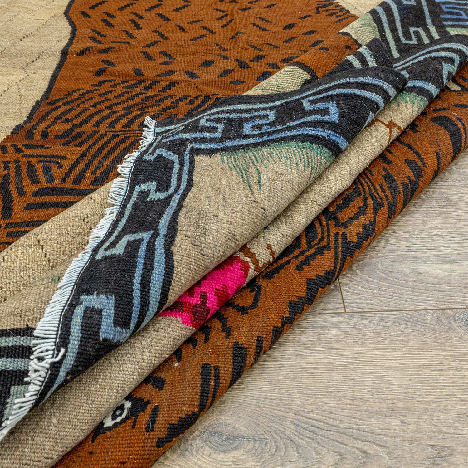 Terra Aslan Desenli El Dokuma Kilim 177x263 cm
