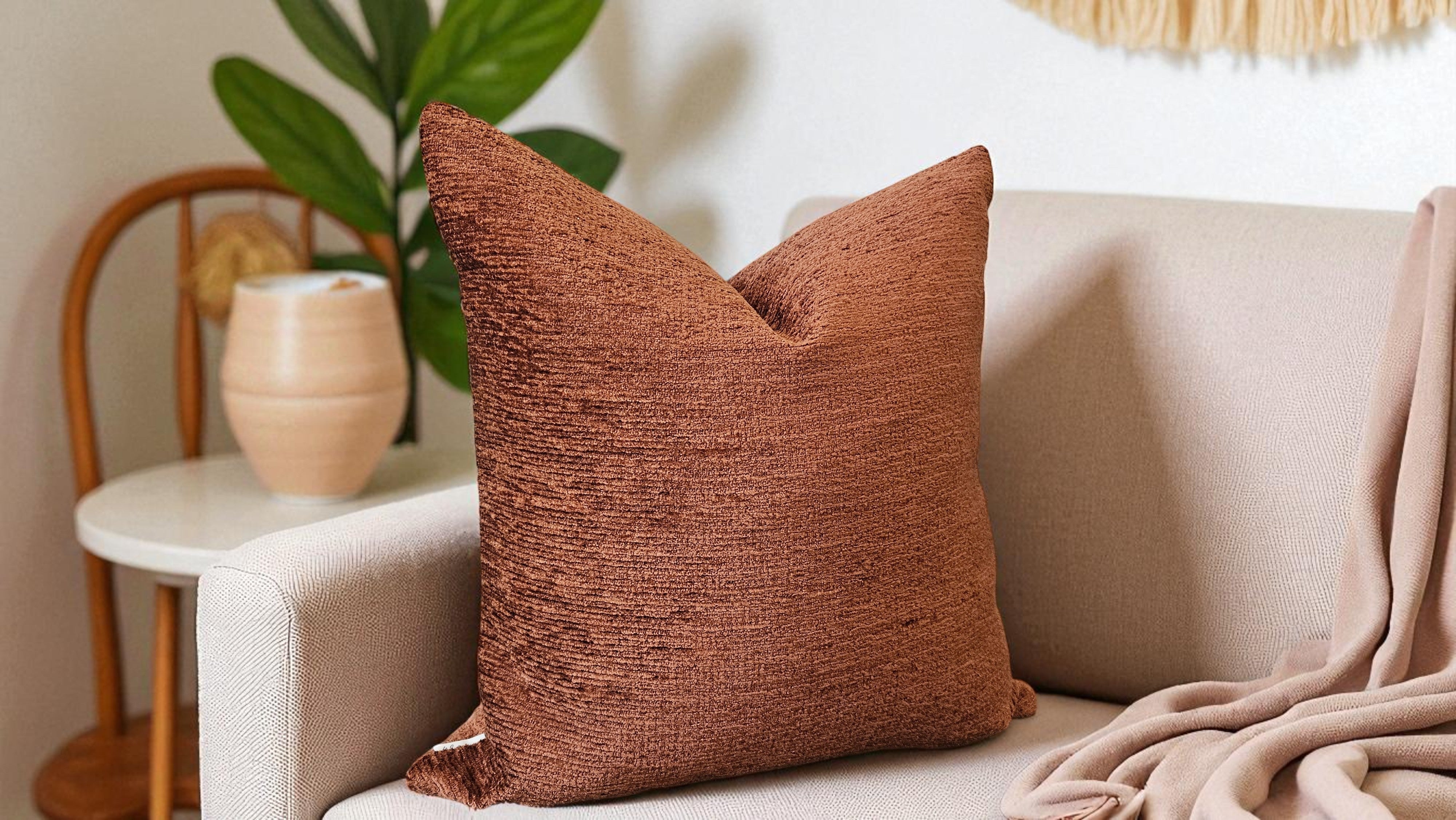 Terracotta Dokulu Kadife Yastık Kılıfı