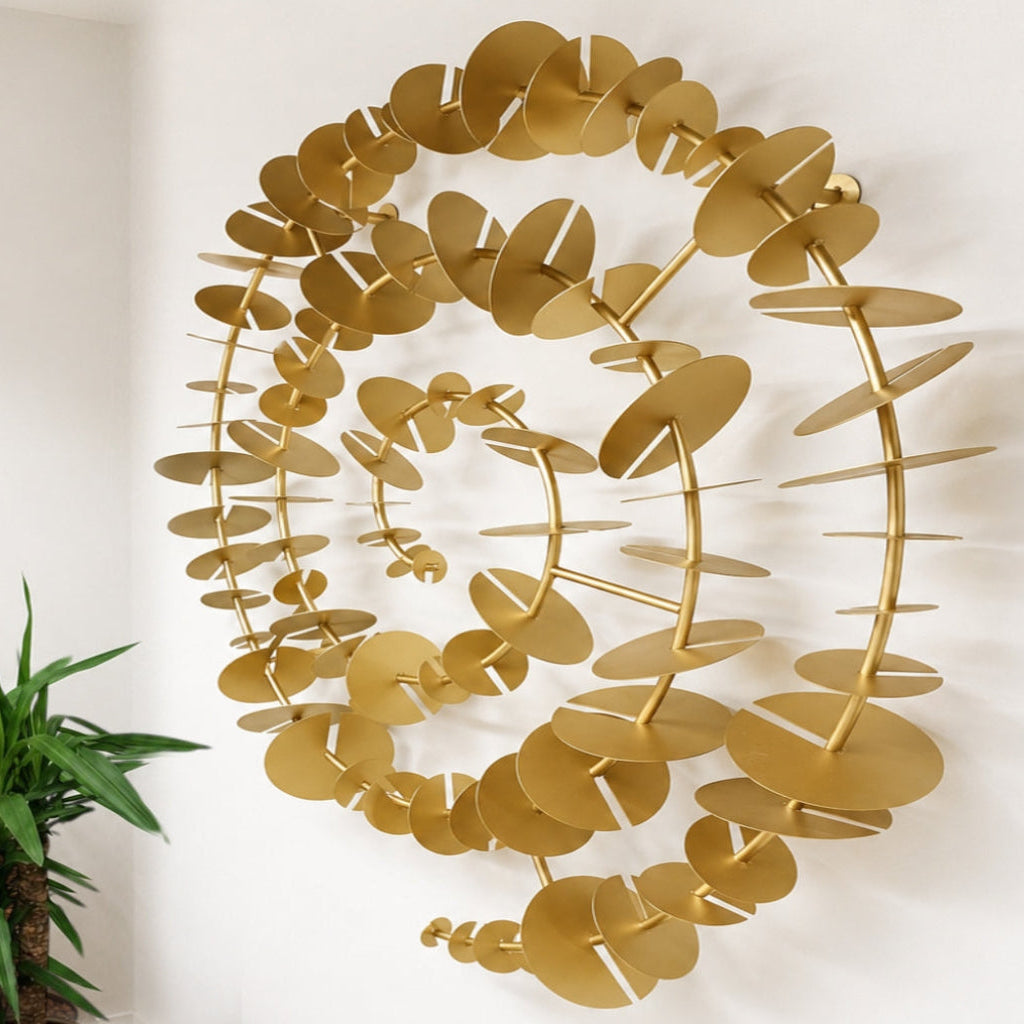 Time Spiral Metal Duvar Dekoru – 3D Modern Gold Duvar Aksesuarı / Time Spiral Metal Wall Decor – 3D Modern Gold Wall Sculpture