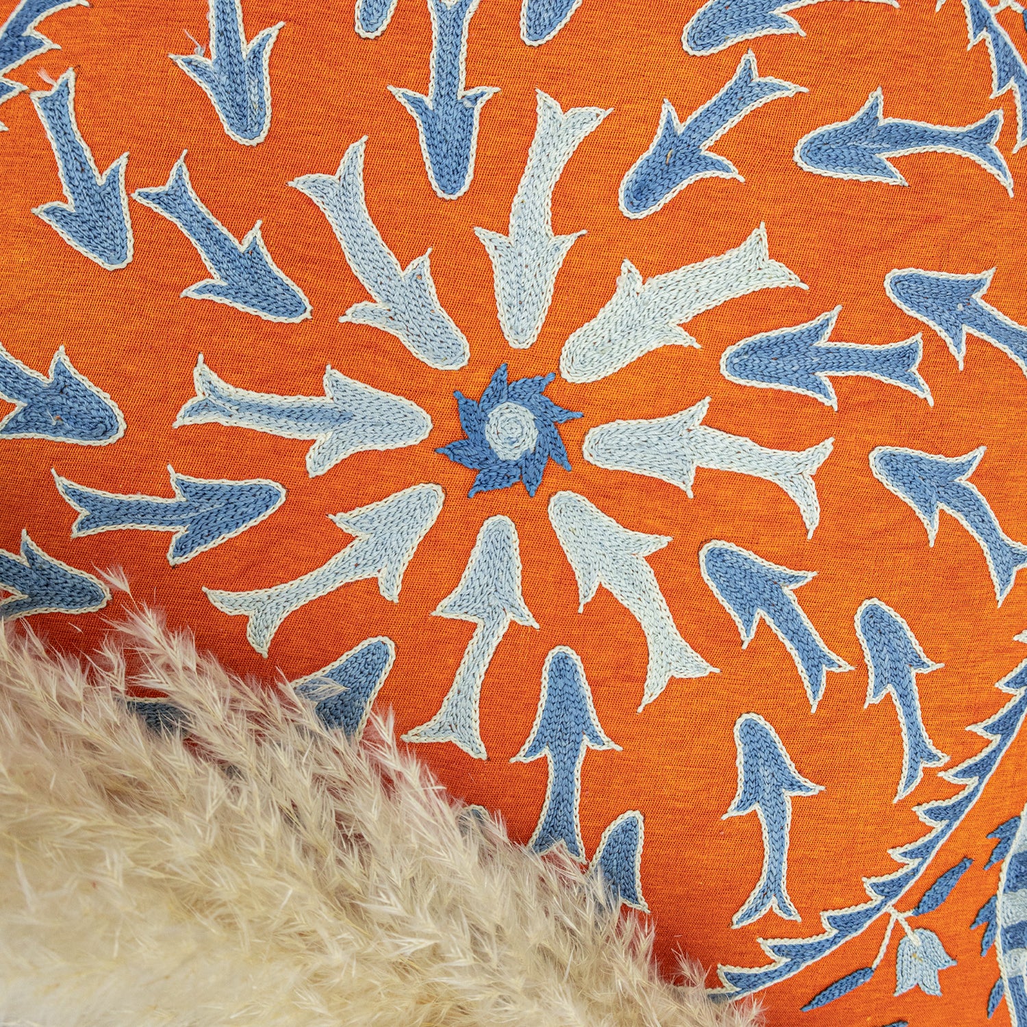 Tully İpek Suzani Kırlent 50x50 cm-Yastık & Kırlent-Soho Antiq-NowShopFun