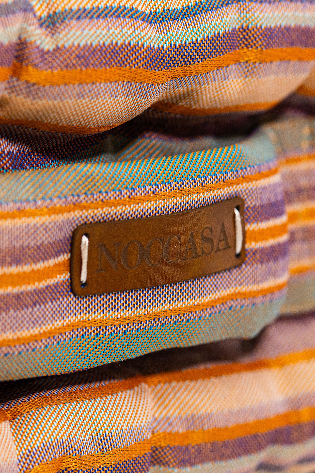 Turuncu Çizgili Bisküvi Minder