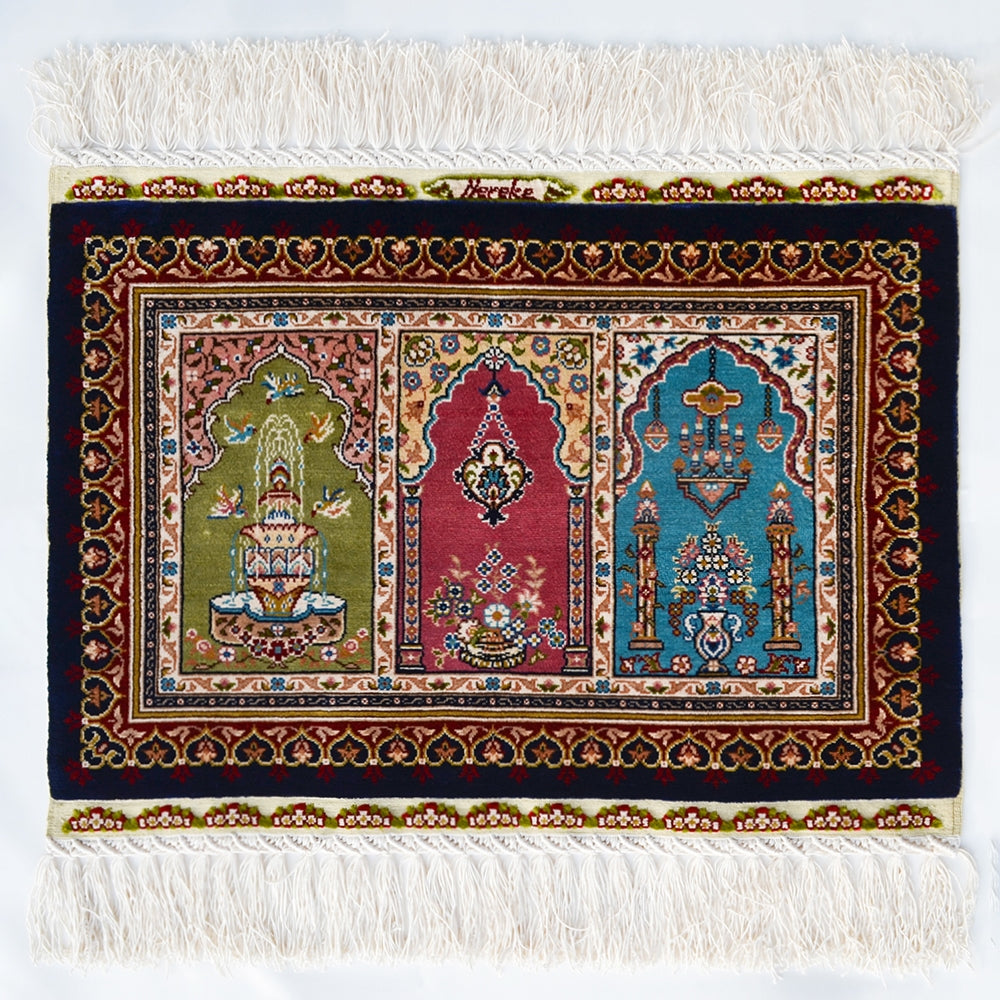 Üç Mihrap Paftalı Saf İpek El Dokuma Duvar Halısı (36x50 cm)