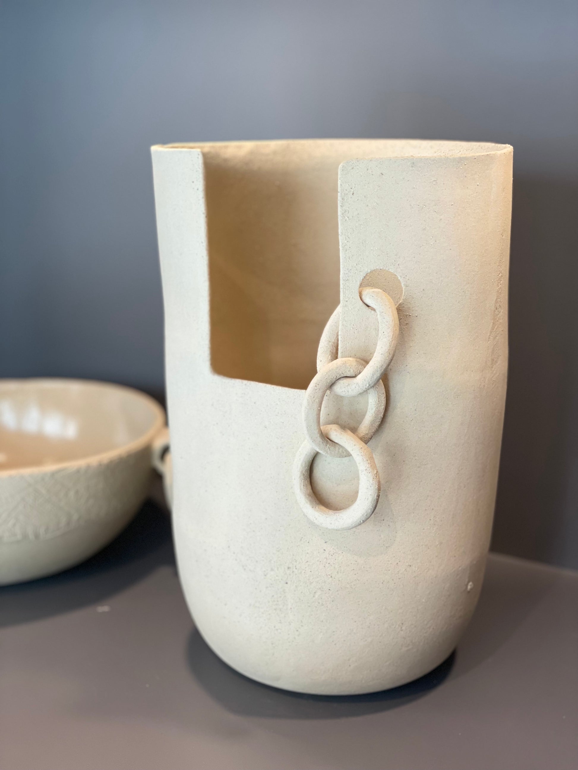 Unchained Seramik Obje