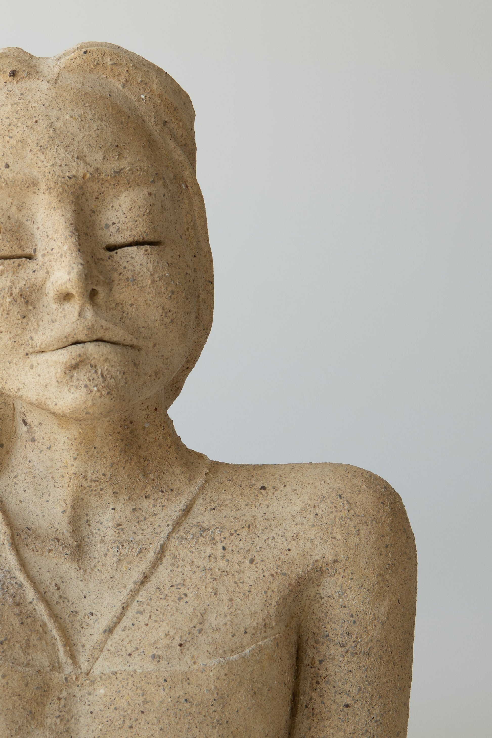 Uzun Saçlı Kadın Büst | Dokulu Seramik Heykel