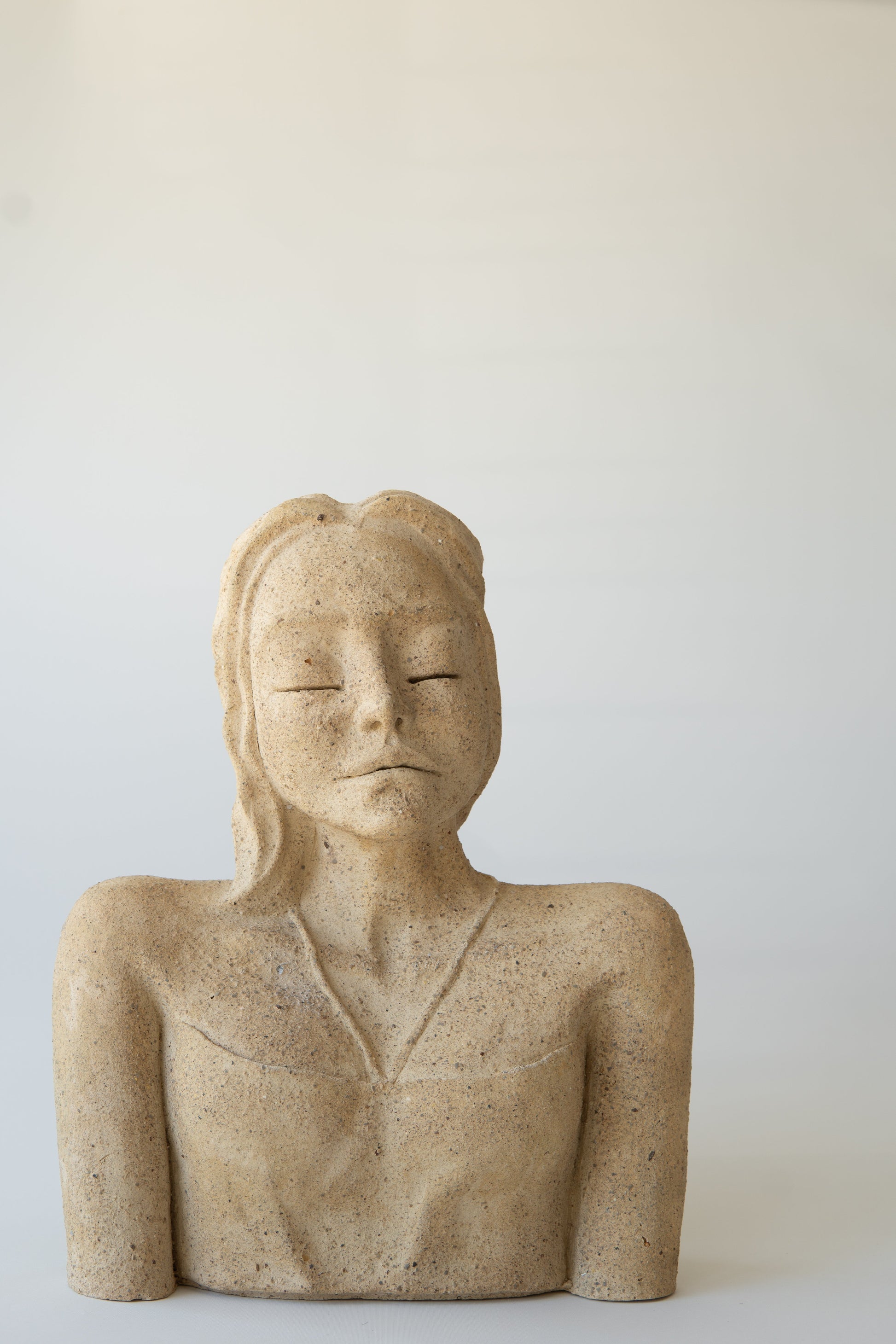 Uzun Saçlı Kadın Büst | Dokulu Seramik Heykel