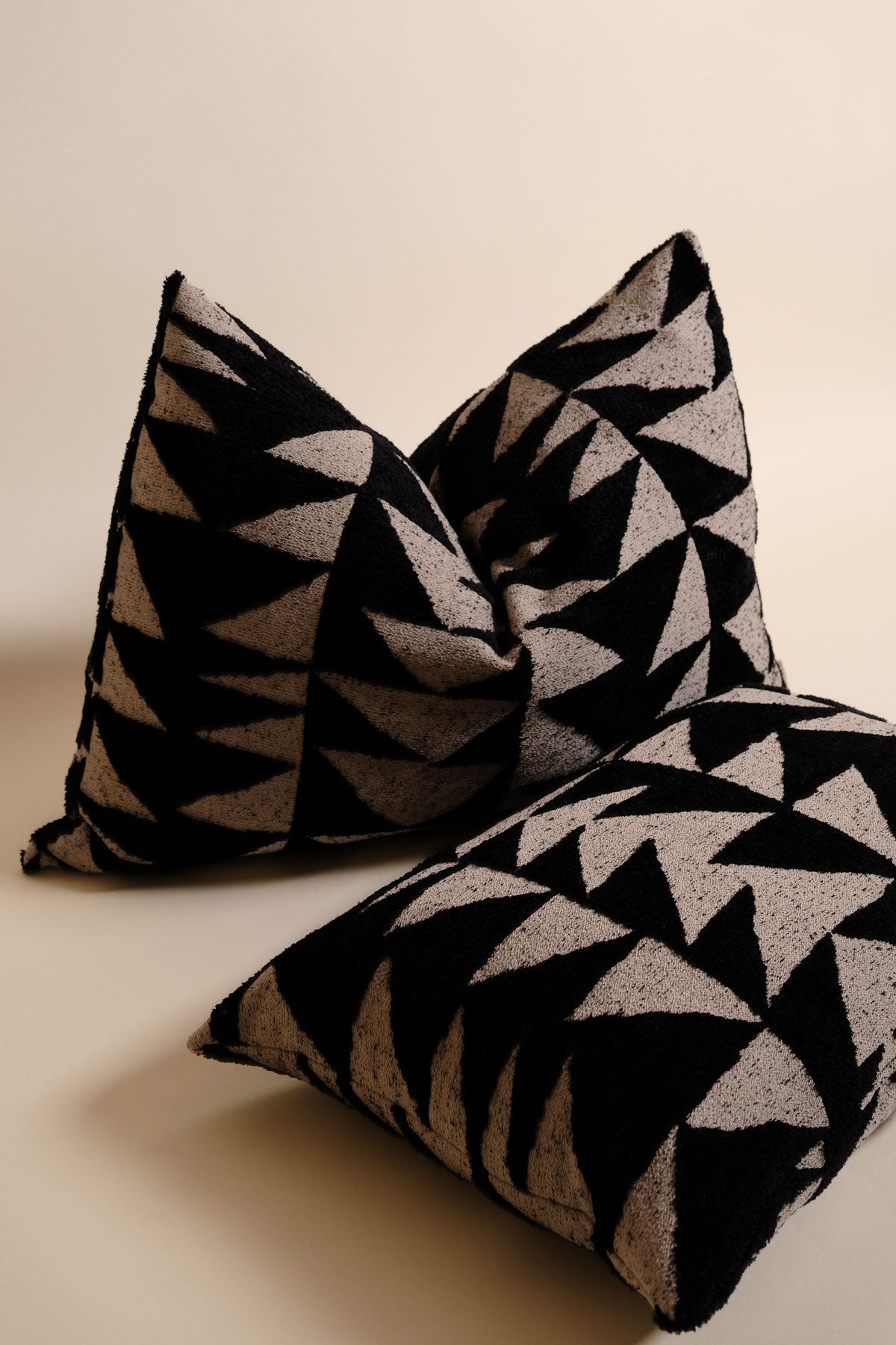 Velu Kuş Tüyü Kırlent-R E M O N-40x60-NowShopFun