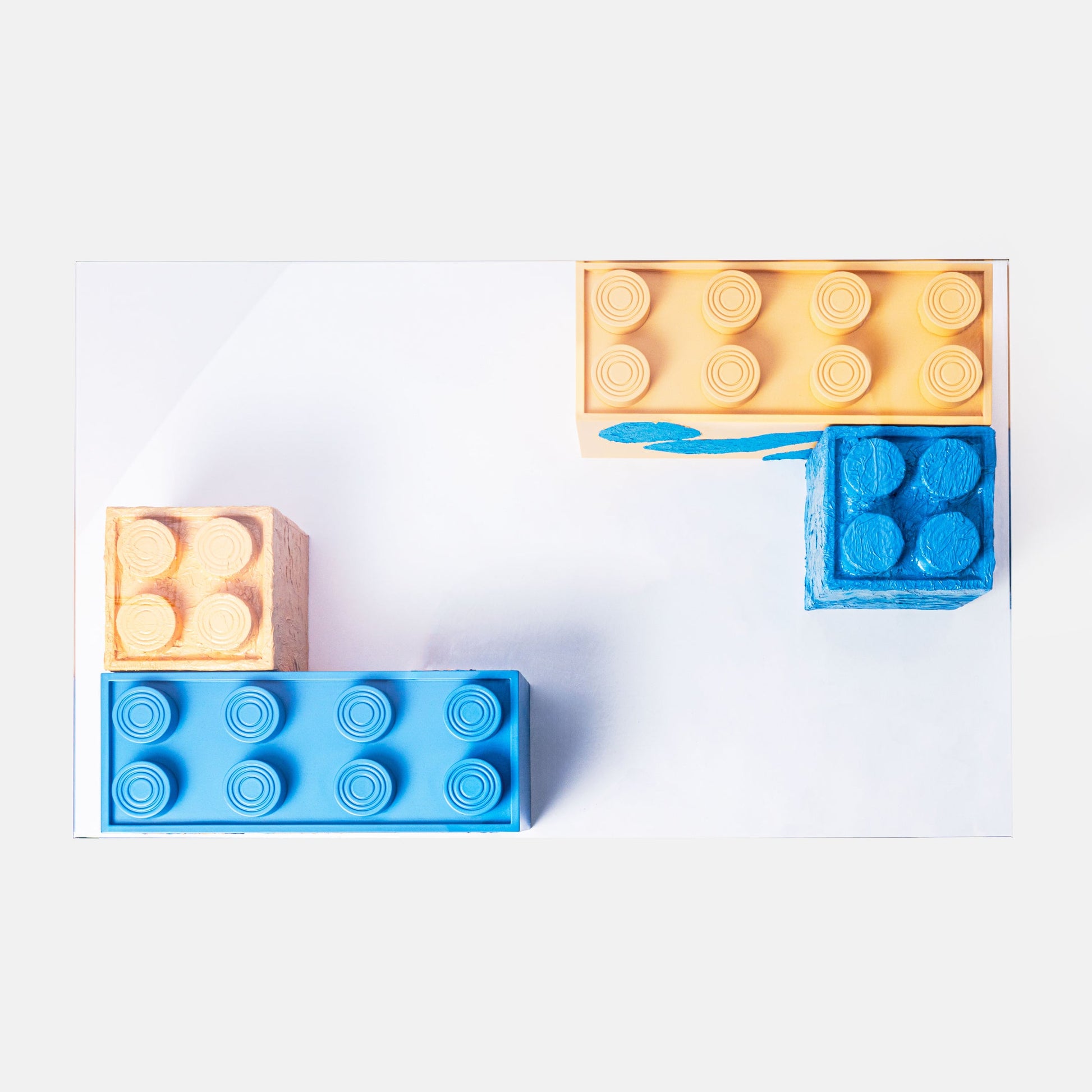 Void Form: Elara Orta Sehpa