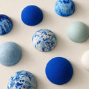 Wallipop Cobalt Drift Duvar Dekoru | Wallibex / Tek ve eşsiz Wallipop Cobalt Drift; alçı üzerine el boyaması 9 parçalı, dokulu ve şablonlu duvar dekoru.