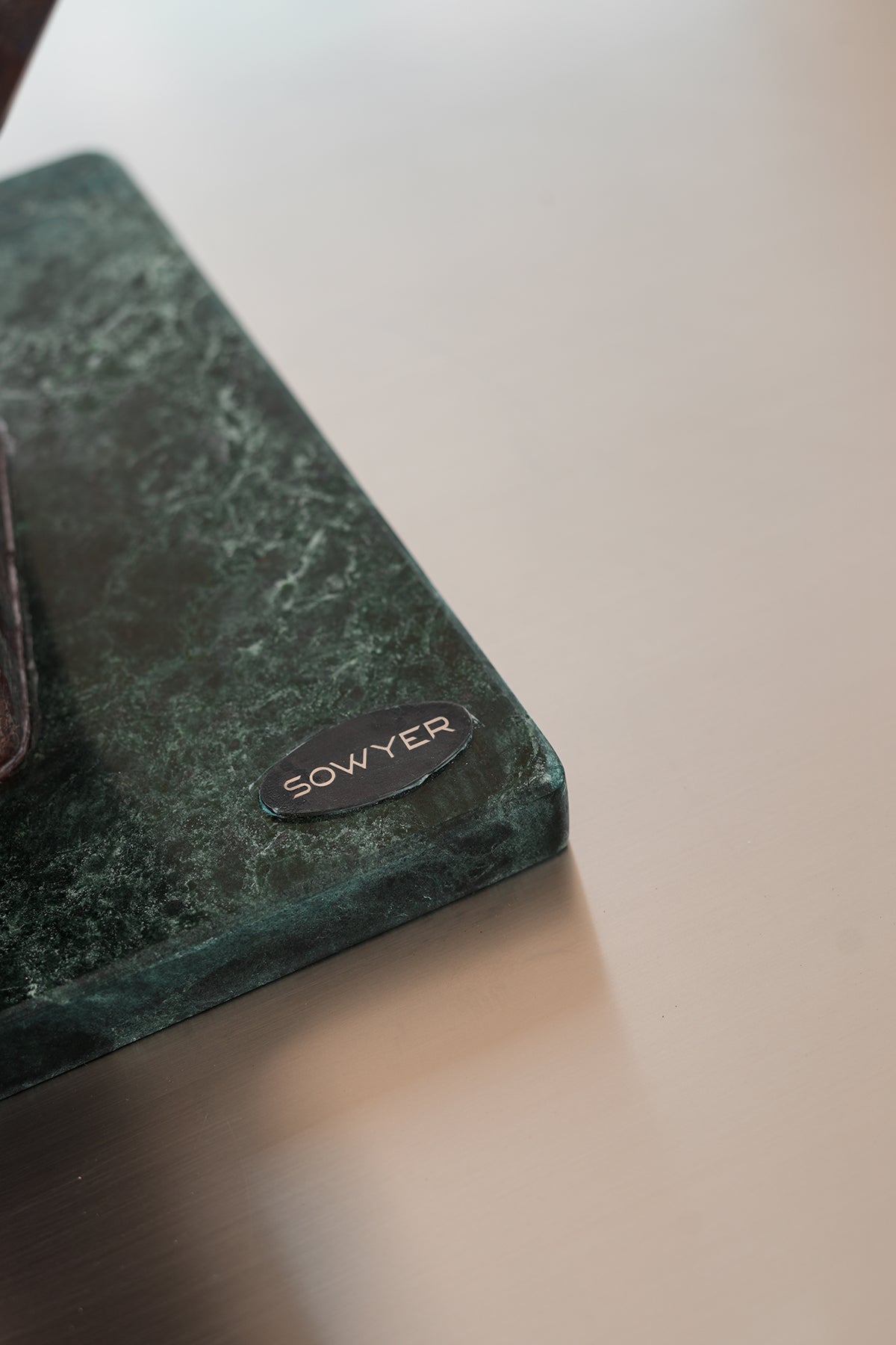 Wildform Metal Kurt Heykeli