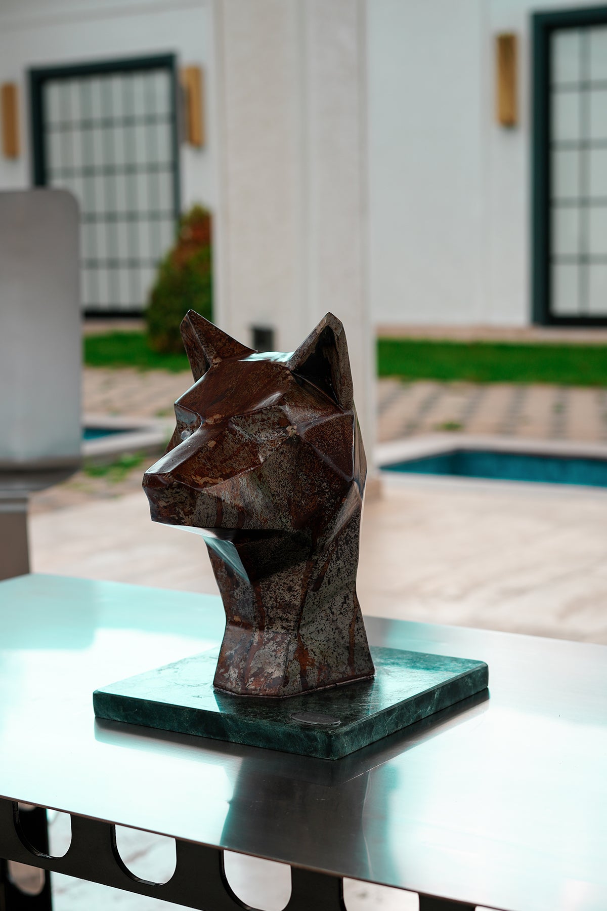 Wildform Metal Kurt Heykeli