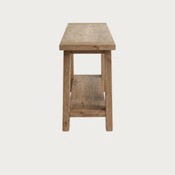 Panora TV Ünitesi – geri kazanılmış masif ahşap, farklı açıdan stüdyo görünümü | Woodyworkz