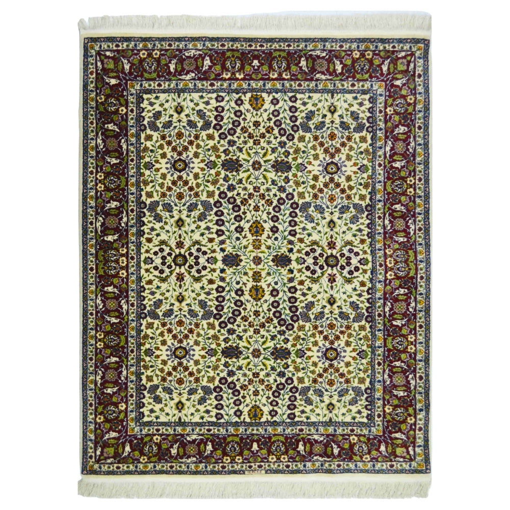Yedi Dağın Çiçeği Desenli El Dokuma Hereke Halısı