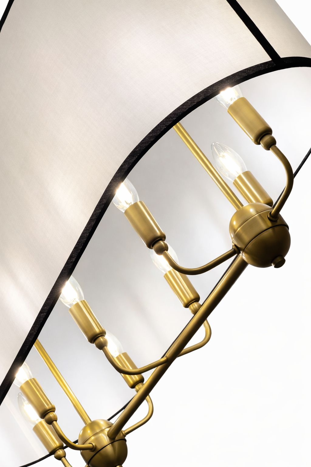 Yemek Masası Üstü 8 Kollu Abajur Avize