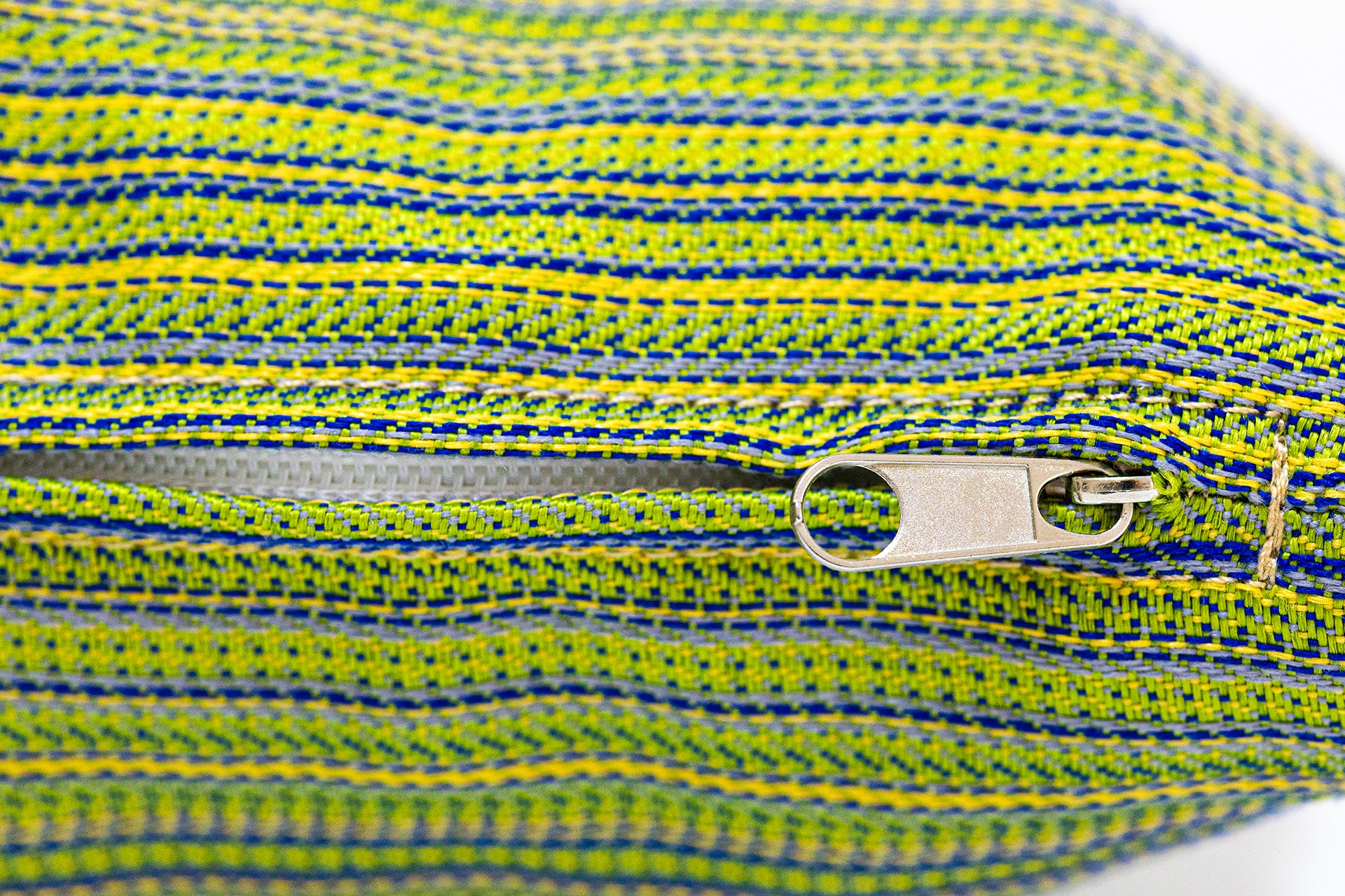 Yeşil Çizgili Outdoor Kırlent