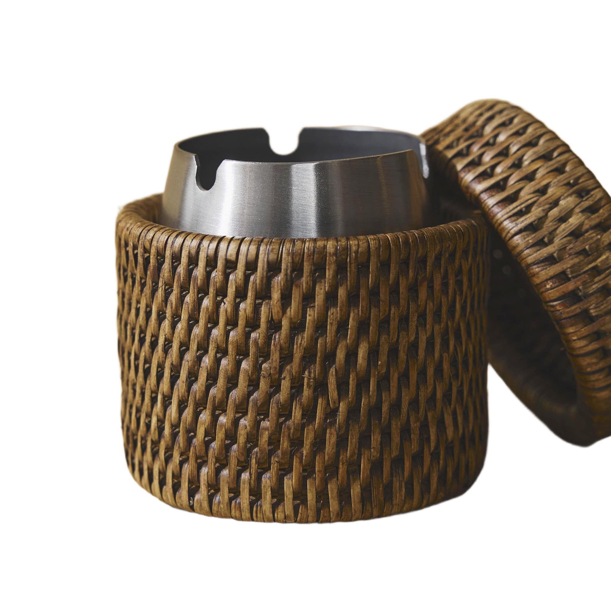 Yüksek Rattan Kül Tablası