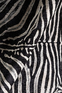 Zebra Desenli Şönil Dokulu Kadife Kırlent-Yastık & Kırlent-Cipretti-NowShopFun