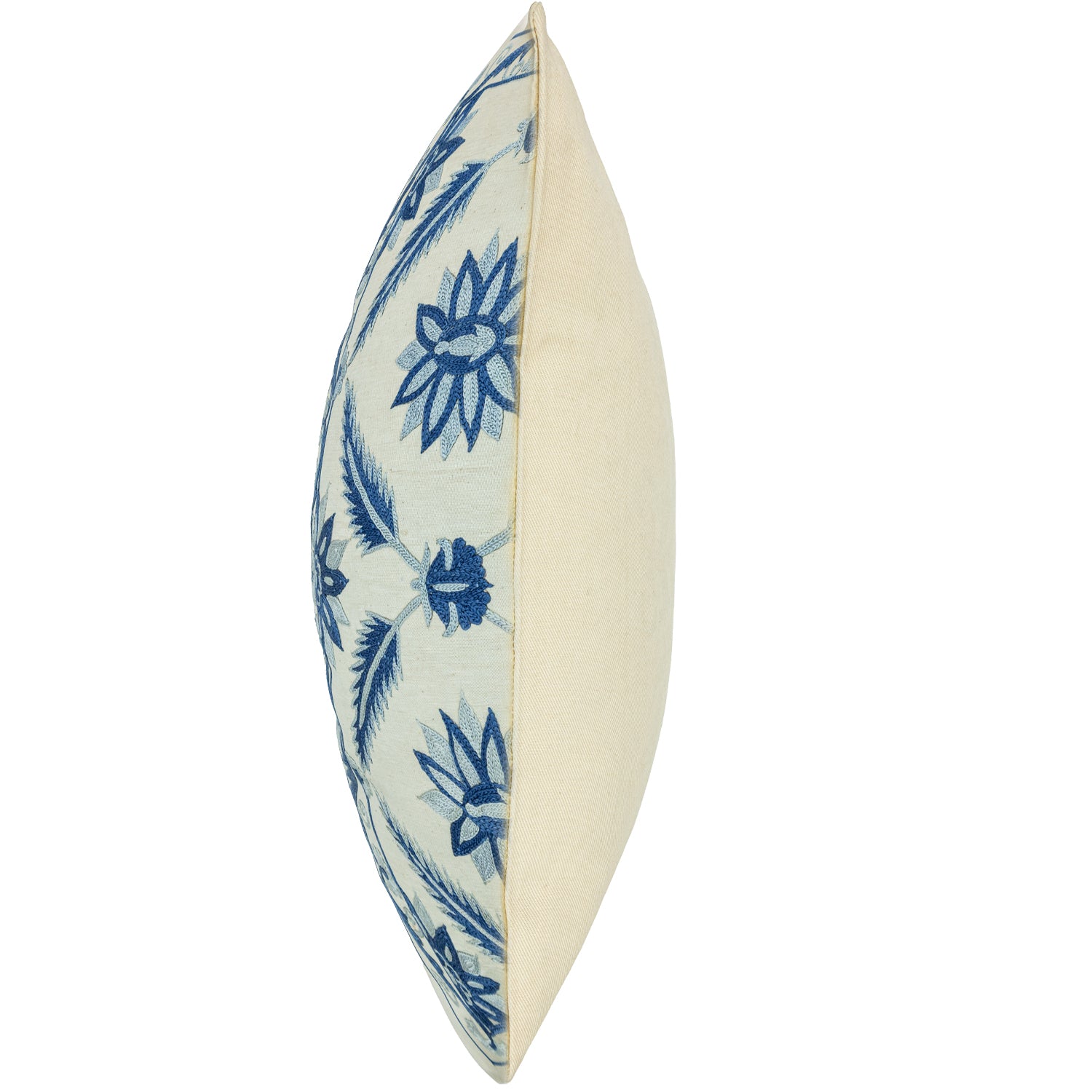 Zerfa Çiçek İşlemeli İpek Kırlent 50x50 Cm