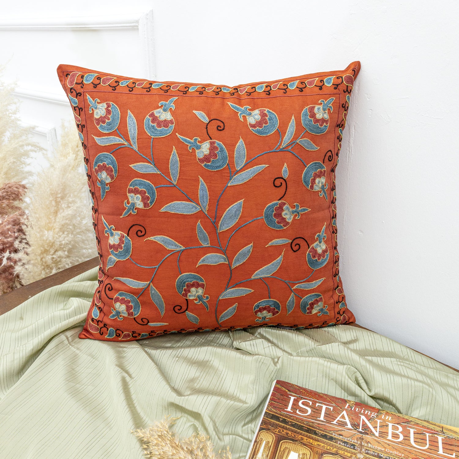 Zeta Dekoratif İpek Kırlent 50x50 cm-Yastık & Kırlent-Soho Antiq-NowShopFun