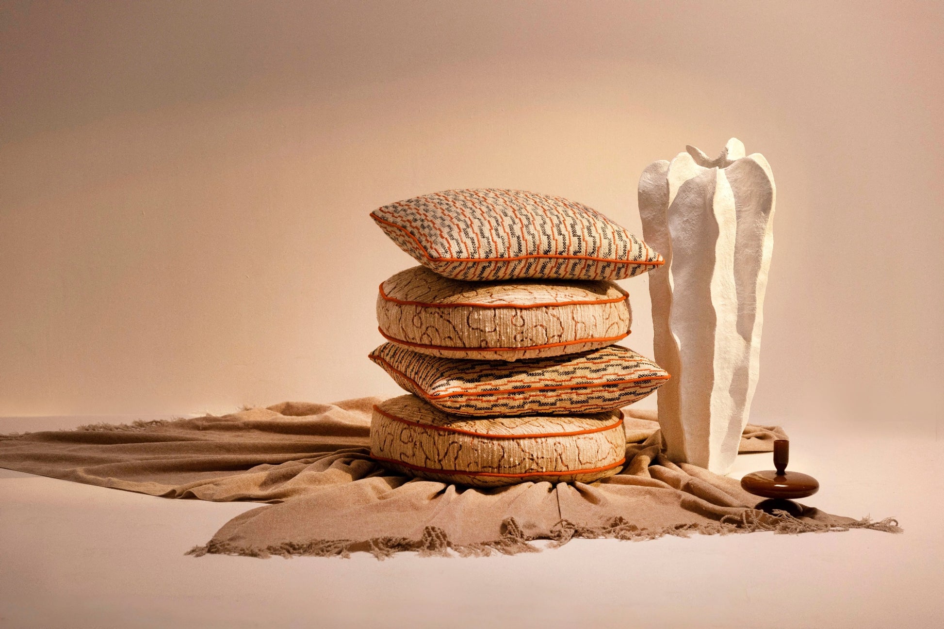 Zikzak Dokulu Turuncu Şönil Kırlent