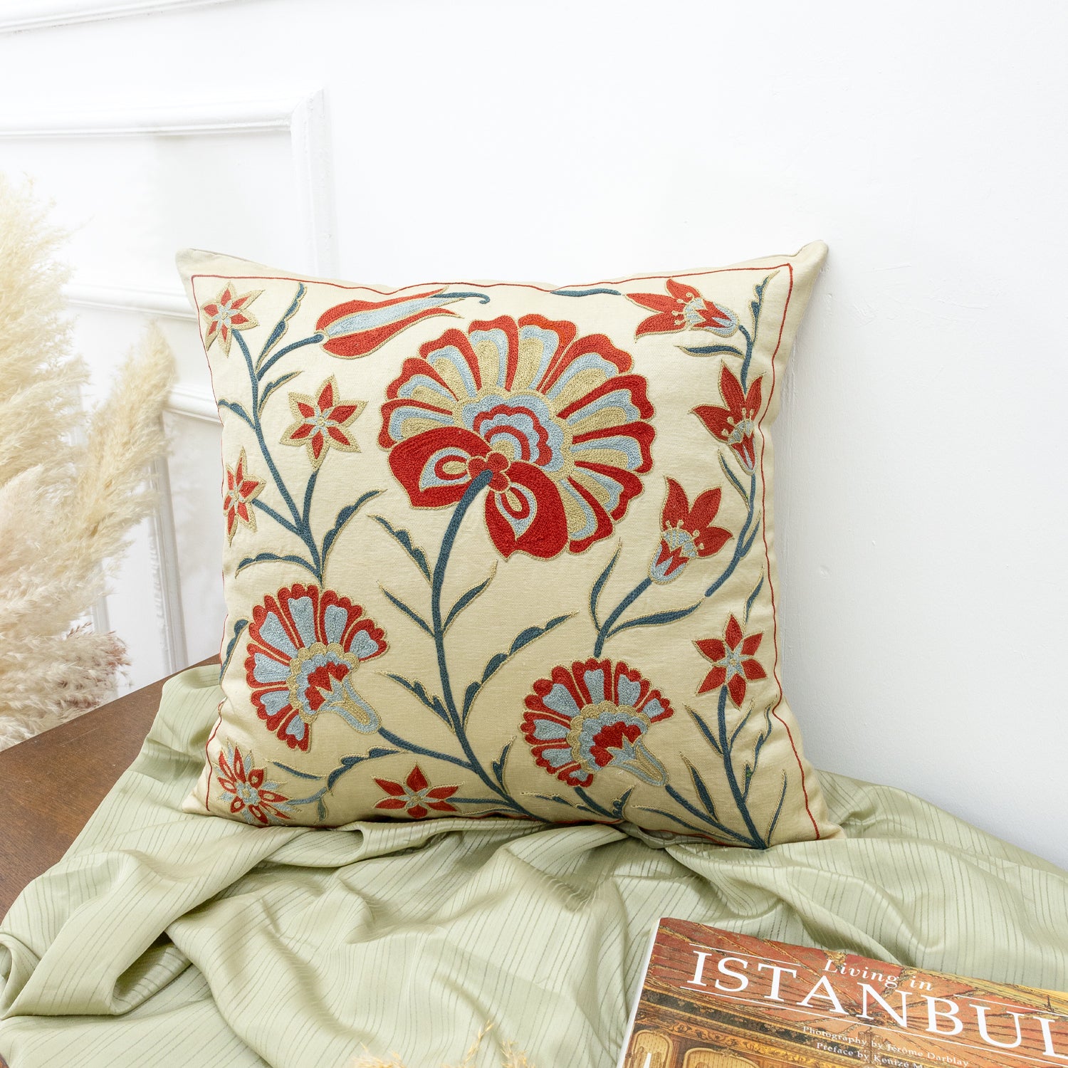 Zuhra El Yapımı İpek Kırlent 50x50 cm-Yastık & Kırlent-Soho Antiq-NowShopFun
