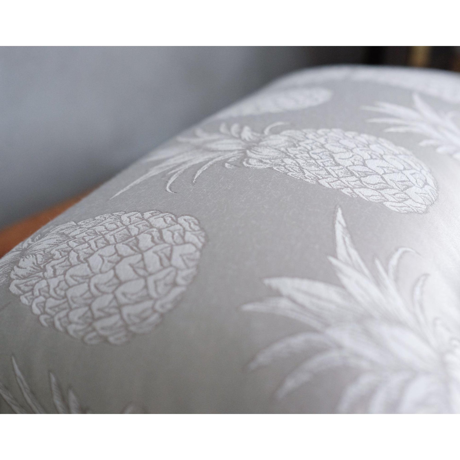 Ananaslı Tropikal Gümüş Gri ve Zümrüt Yeşili Yastık Kılıfı