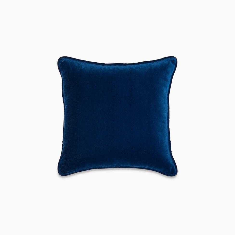 Aplik Detaylı Saks Mavisi Kadife Kırlent