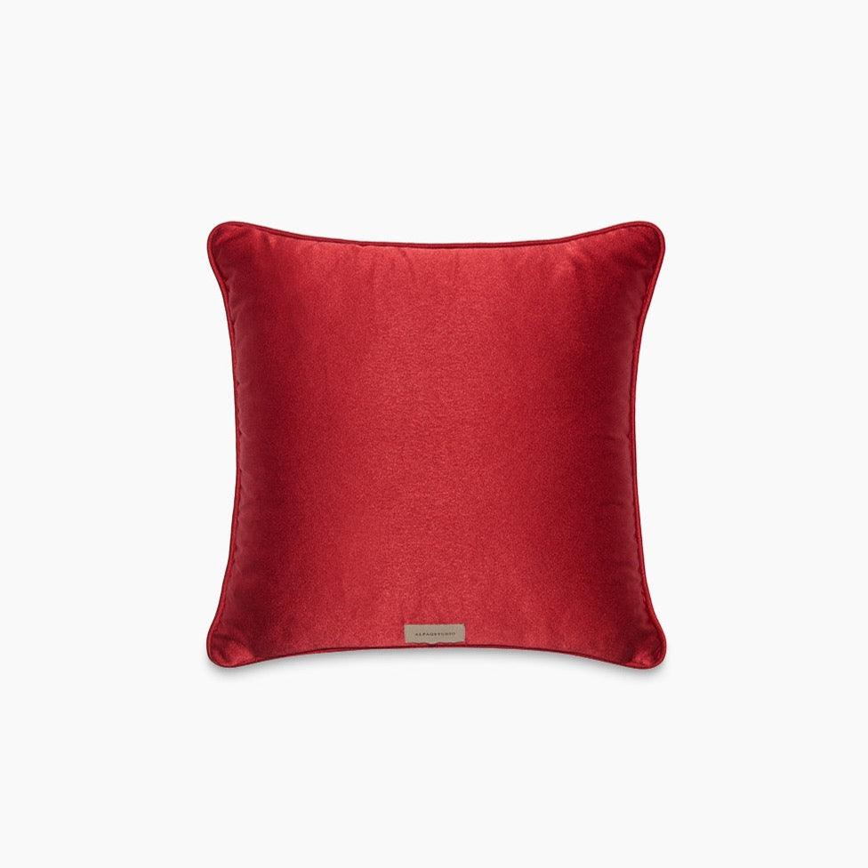 Ateş Çemberi El Boyaması İpek Şantuk Yastık