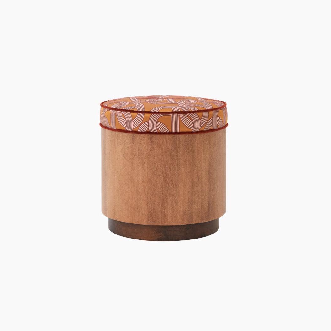 Çember Desen Detaylı Ahşap Puf