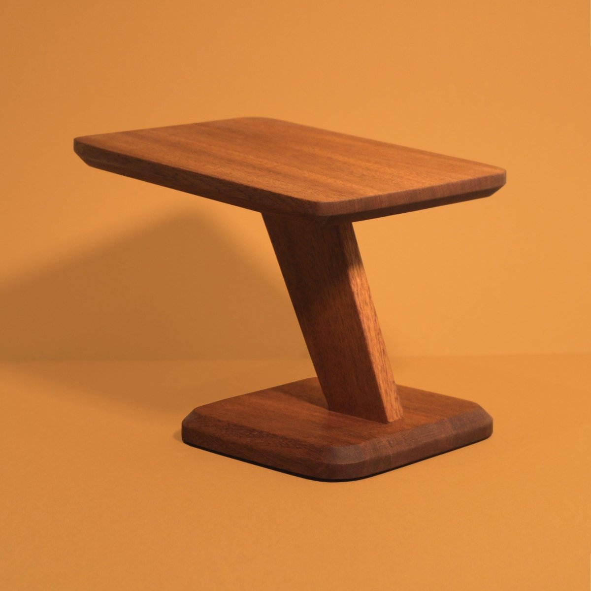 Chain No.8 Maun Hoparlör Standı