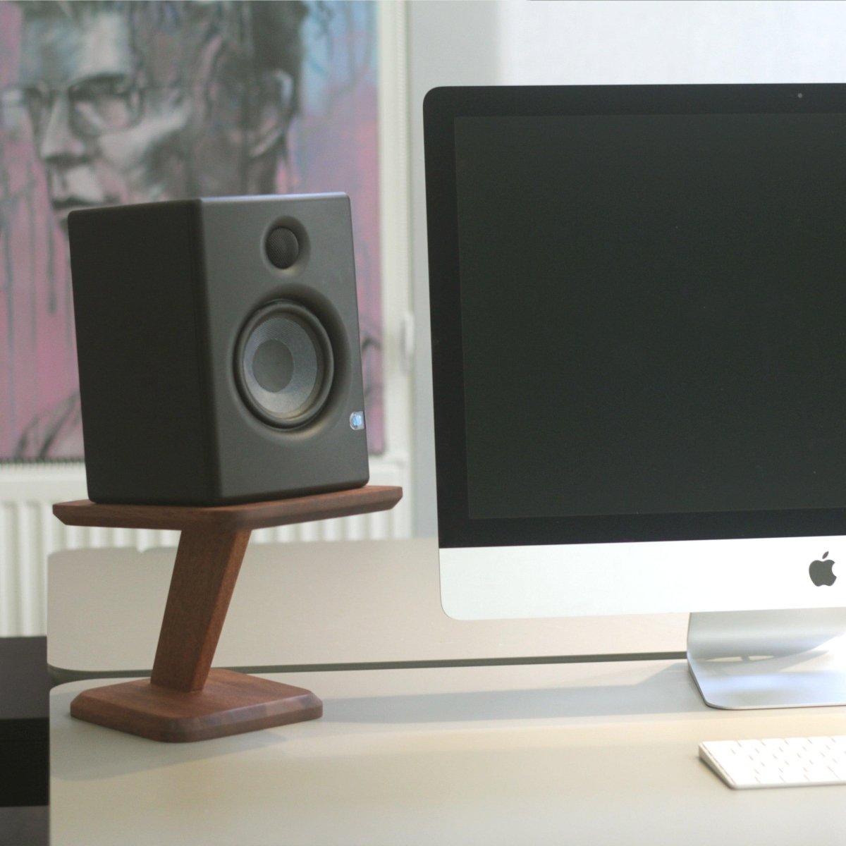 Chain No.8 Maun Hoparlör Standı