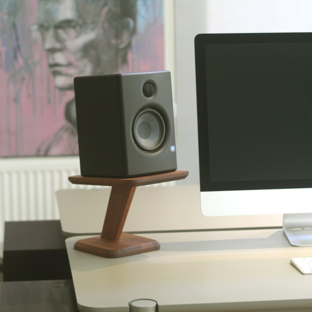 Chain No.8 Maun Hoparlör Standı