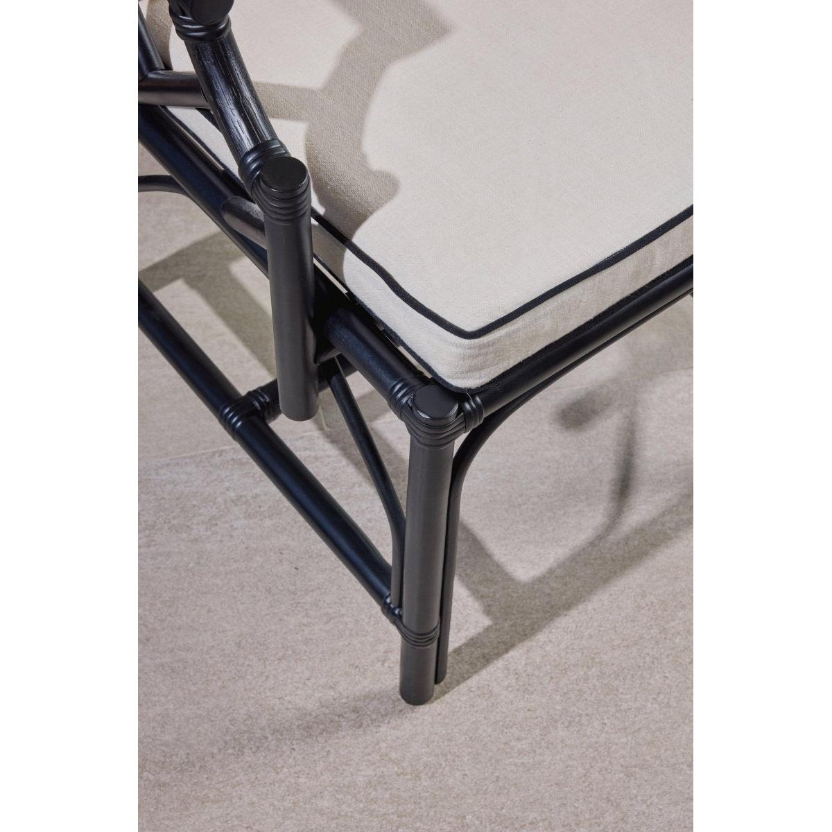 Classy Rattan Berjer