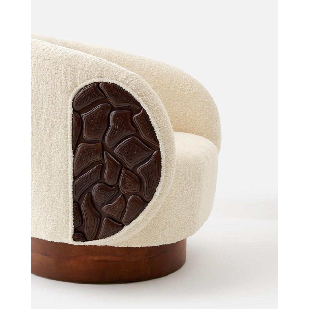 Cozy El Oyması Detaylı Bej Koltuk