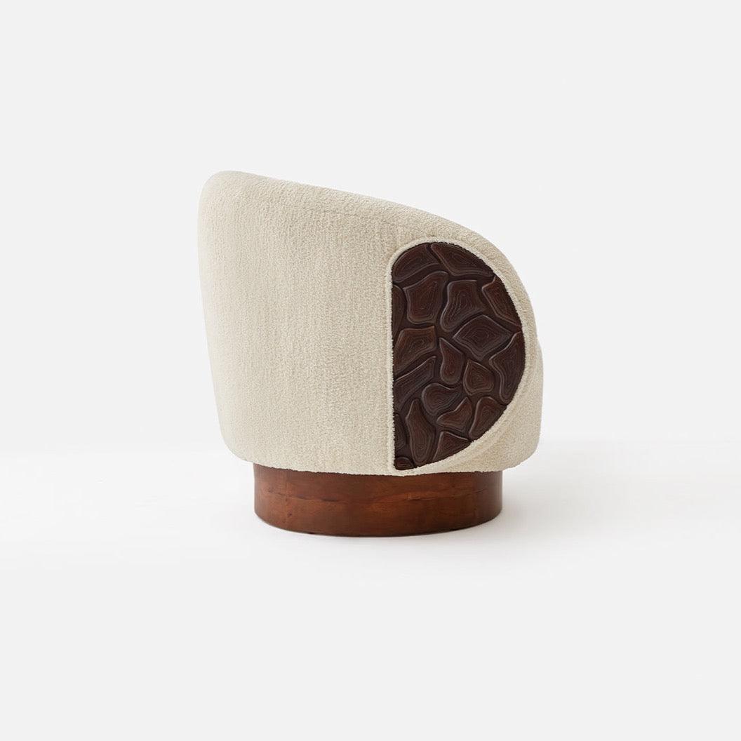 Cozy El Oyması Detaylı Bej Koltuk