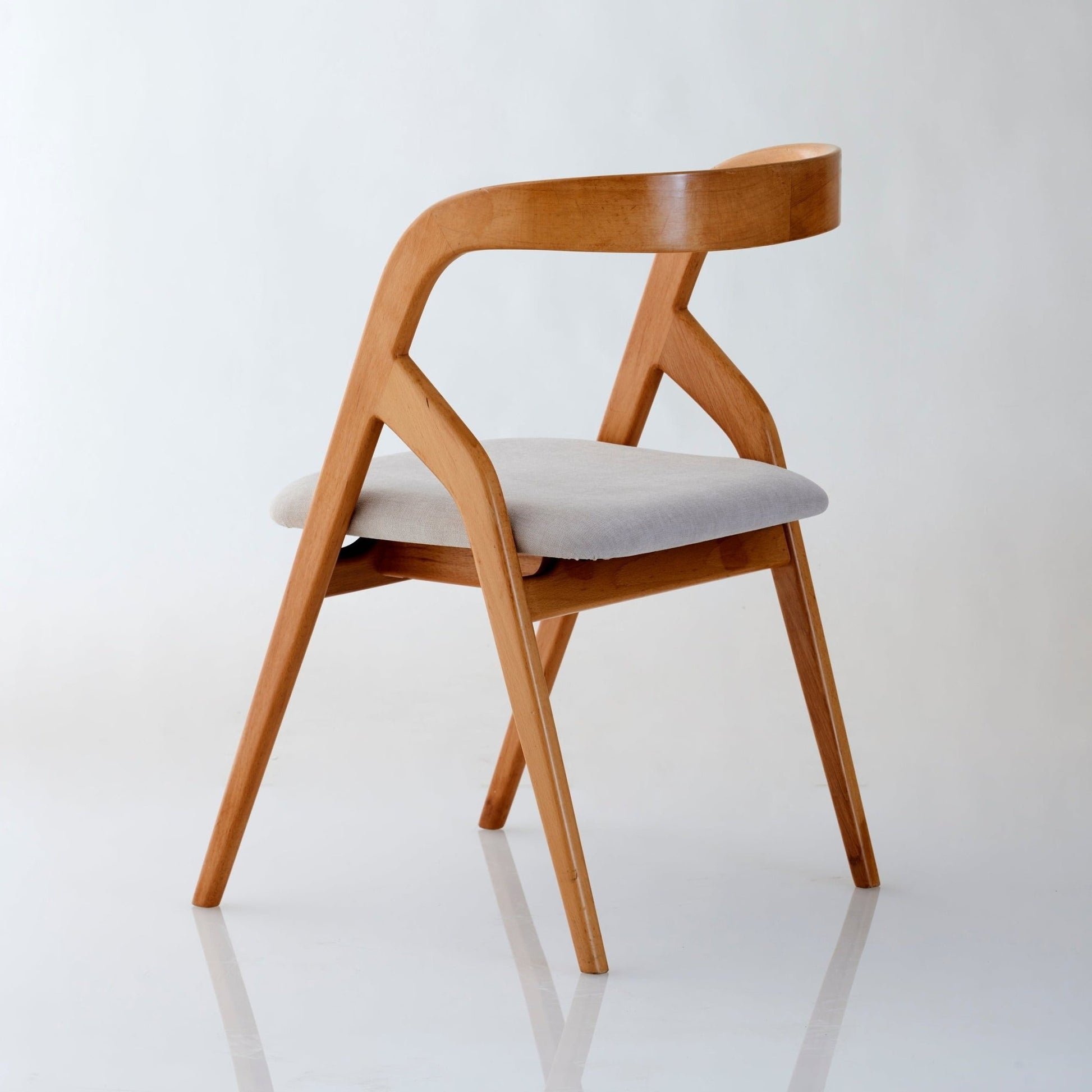 İskandinav Sandalye