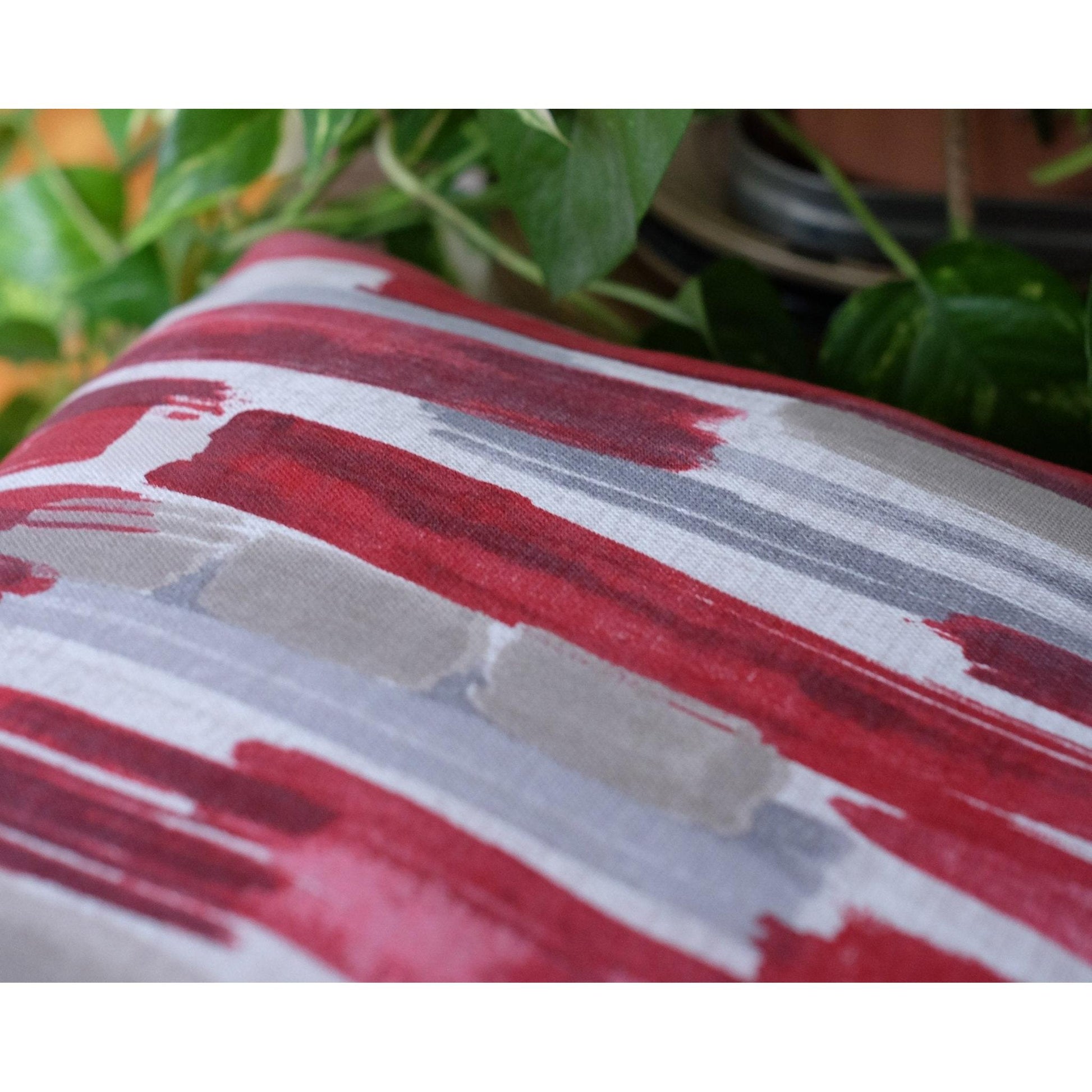 Kırmızı & Gri Fırça Darbeli Yastık Kılıfı