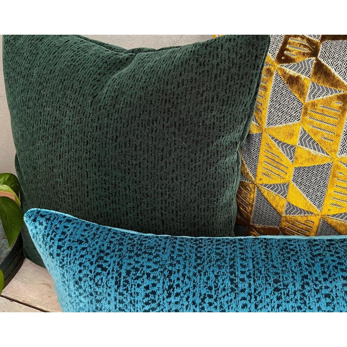 Koyu Yeşil Desenli Soft Kadife Kırlent Kılıfı