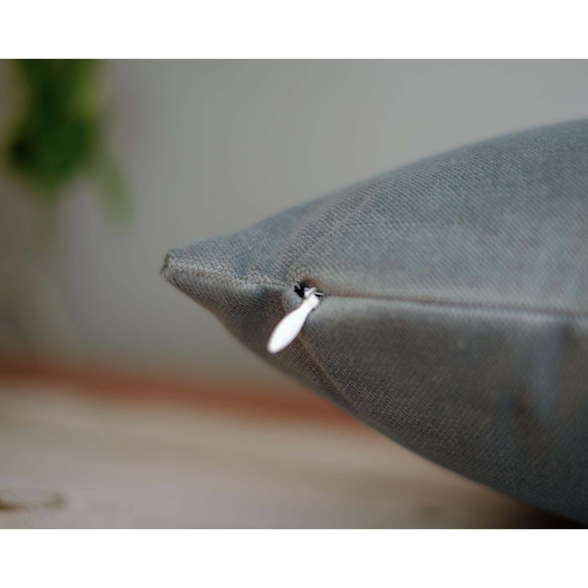 Persan Kumaş, Buz Mavisi Mat Kadife Yastık Kılıfı