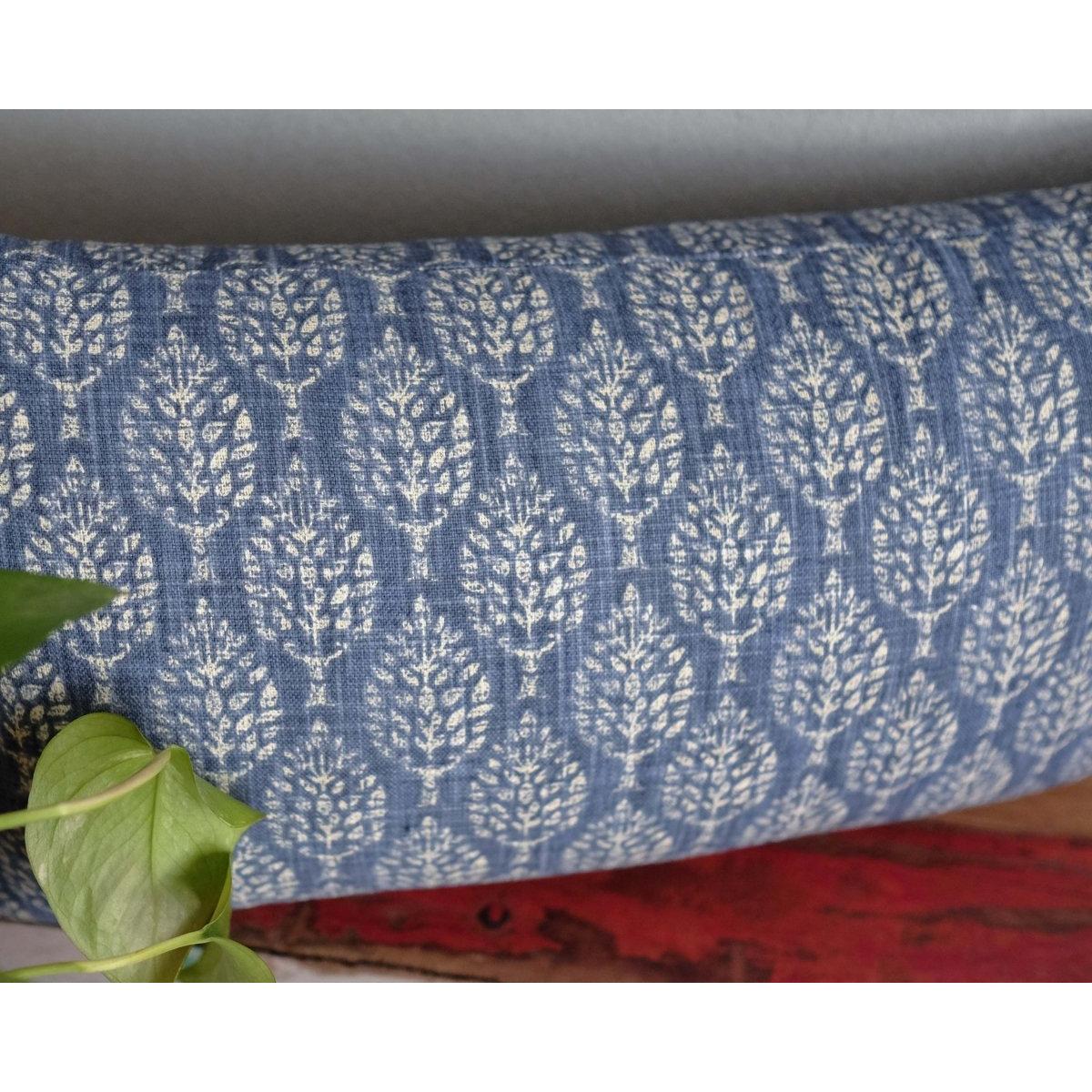 Scandinavian Mavi Dikdörtgen Yastık Kılıfı