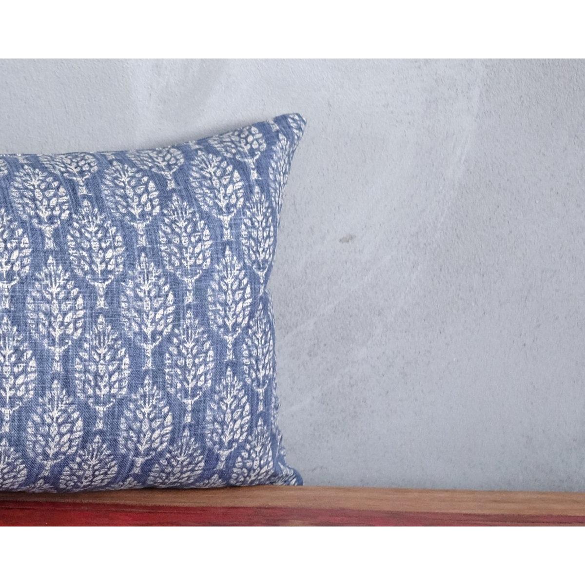 Scandinavian Mavi Dikdörtgen Yastık Kılıfı