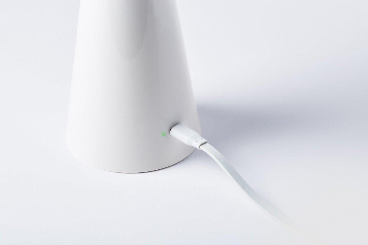 Lexon Mano Sensörlü Aydınlatmalı Dezenfektan Dispanseri - Beyaz