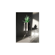 Stripe Metal Ayaklı Çiçekli Dekoratif Beton Saksı